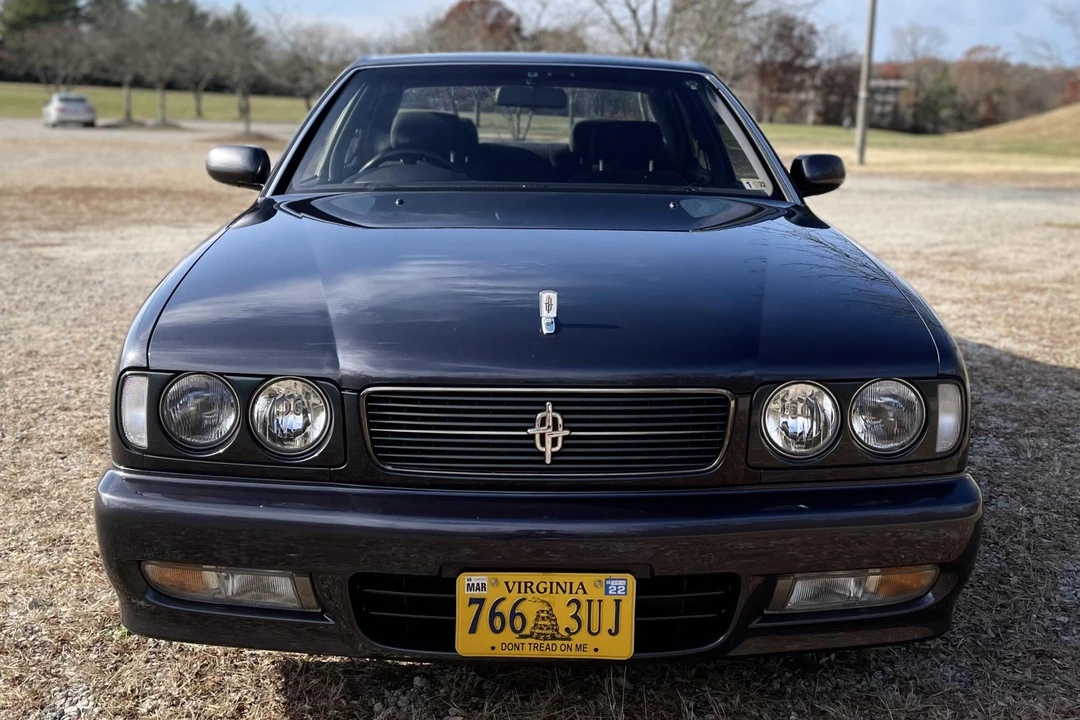 1993 Nissan Cedric 8th Gen - Image 2 of 31