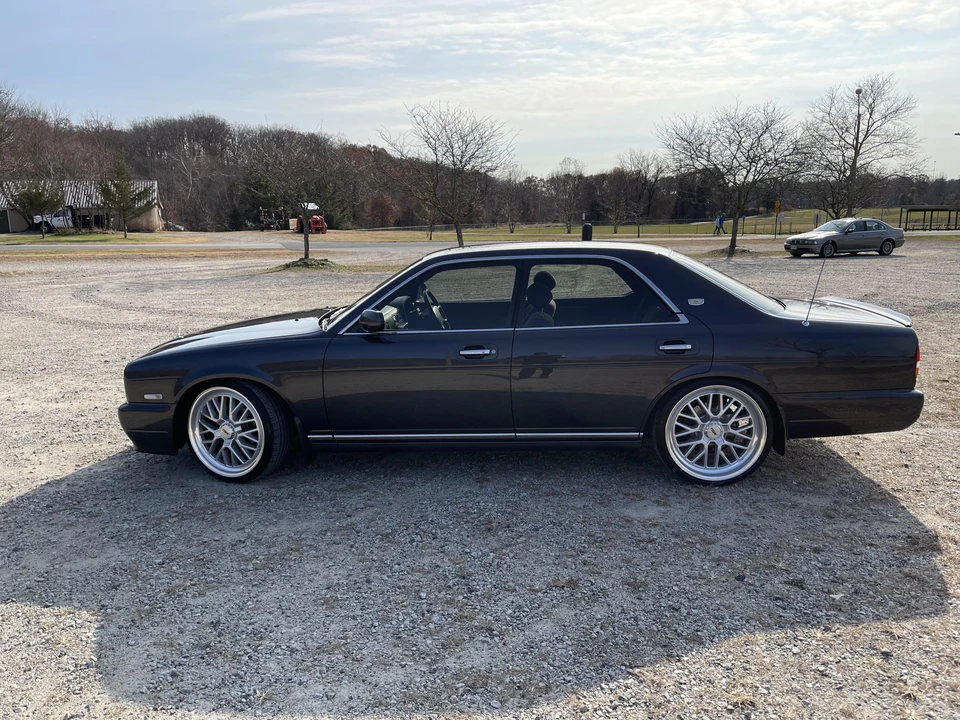 1993 Nissan Cedric 8th Gen - Image 11 of 31
