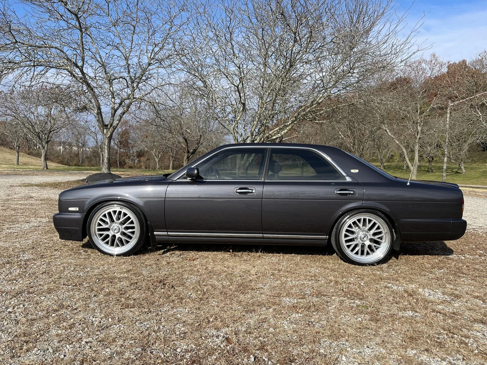 1993 Nissan Cedric 8th Gen - Image 10 of 31