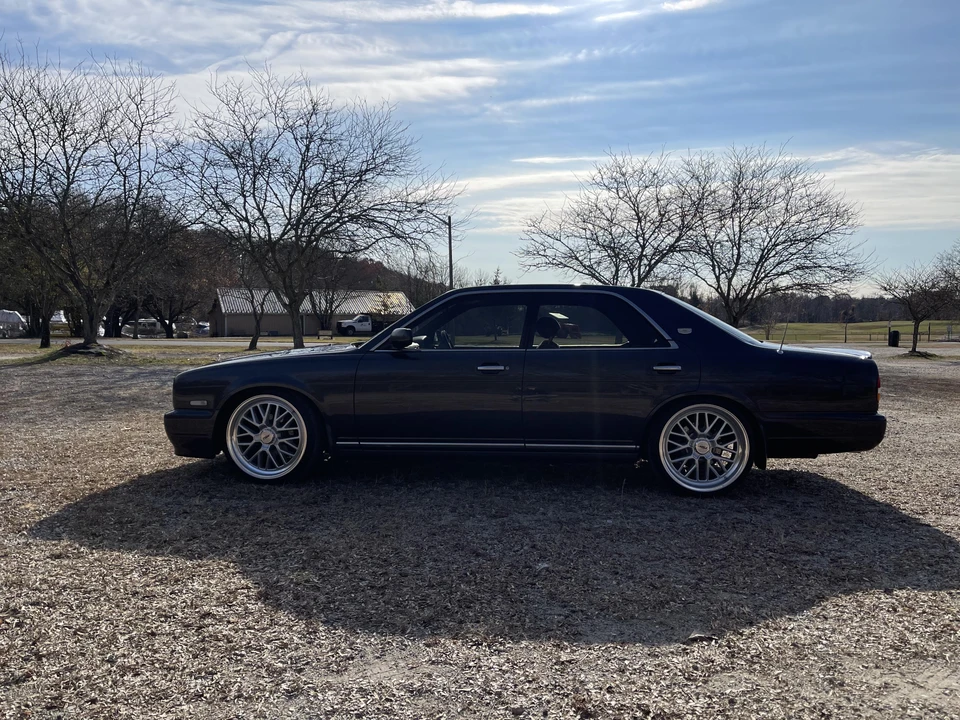 1993 Nissan Cedric 8th Gen - Image 12 of 31