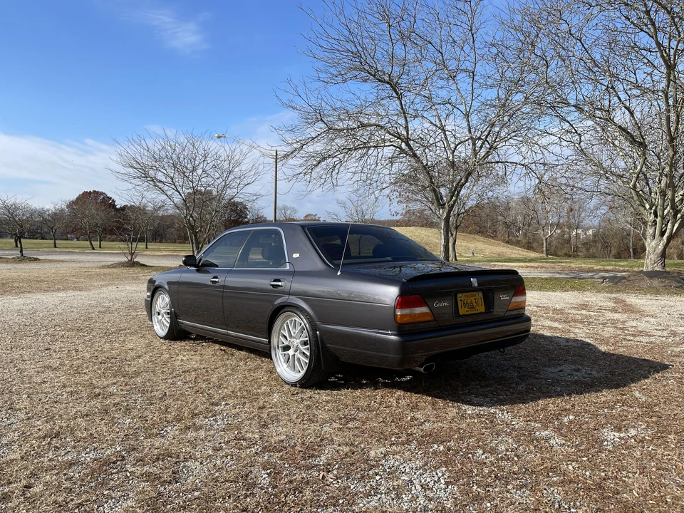 1993 Nissan Cedric 8th Gen - Image 14 of 31