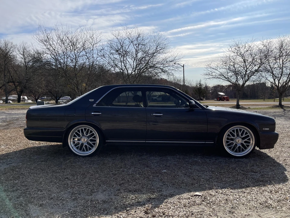 1993 Nissan Cedric 8th Gen - Image 24 of 31