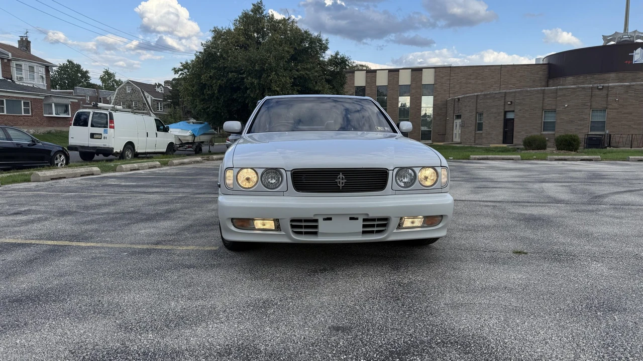 1993 Nissan Cedric 8th Gen - Image 10 of 31