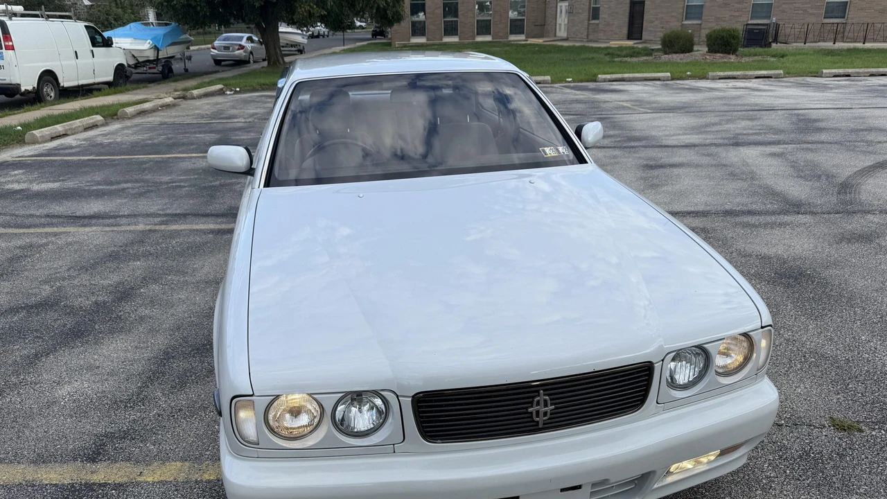 1993 Nissan Cedric 8th Gen - Image 8 of 31