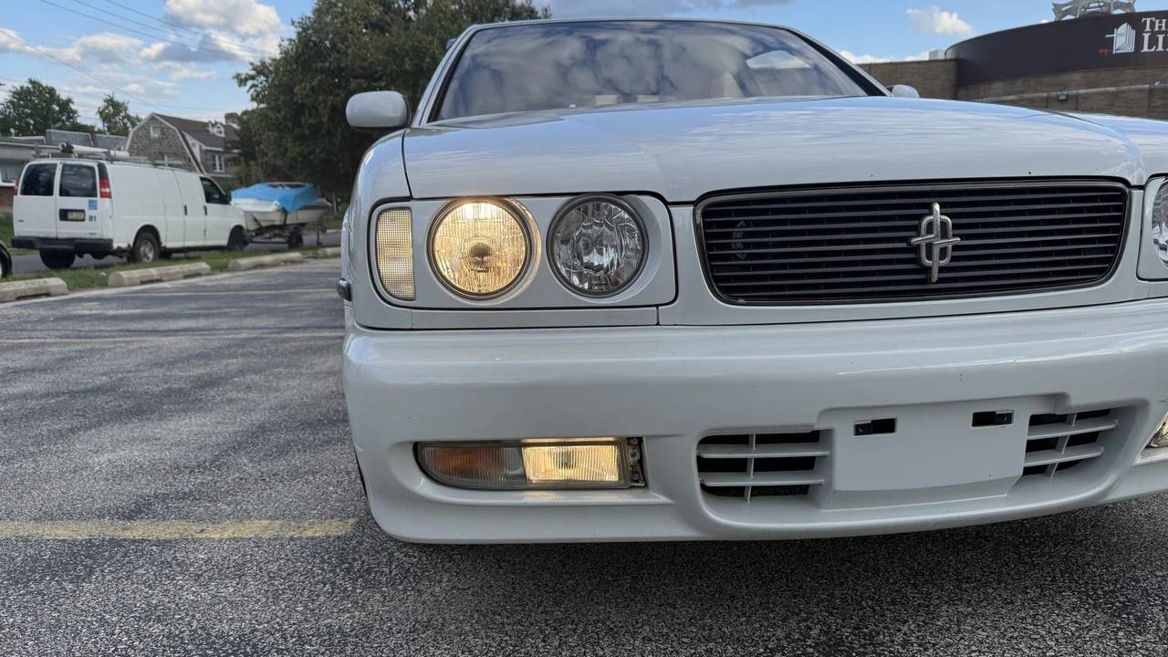 1993 Nissan Cedric 8th Gen - Image 11 of 31