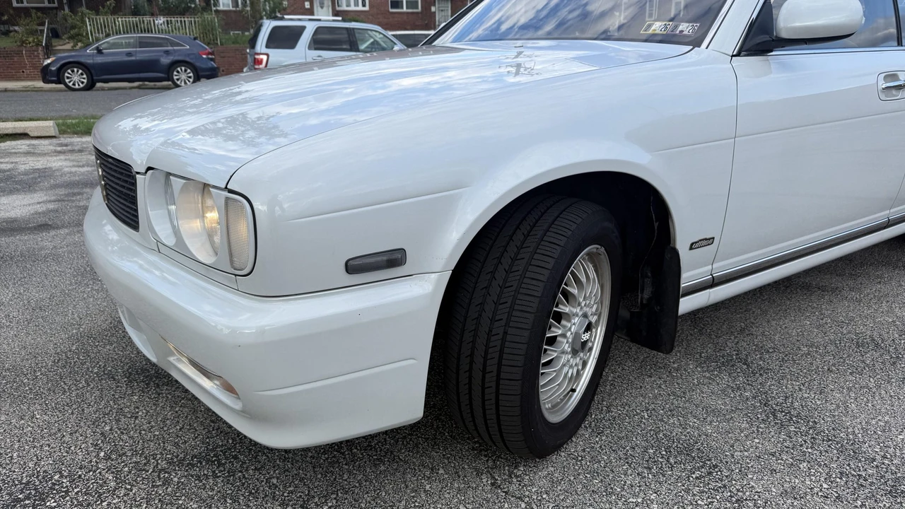 1993 Nissan Cedric 8th Gen - Image 14 of 31