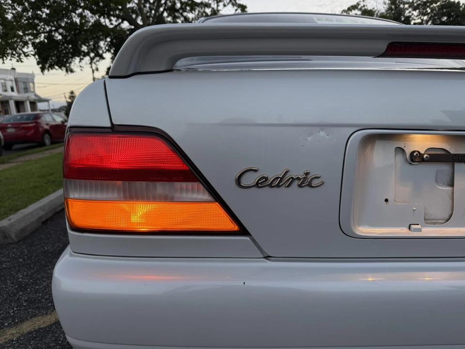 1993 Nissan Cedric 8th Gen - Image 20 of 31