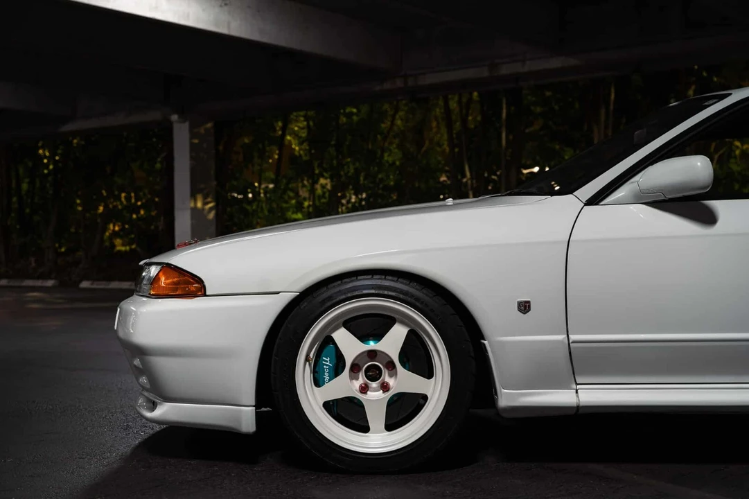 1993 Nissan R32 Skyline GT-R 8th Gen - Image 6 of 31