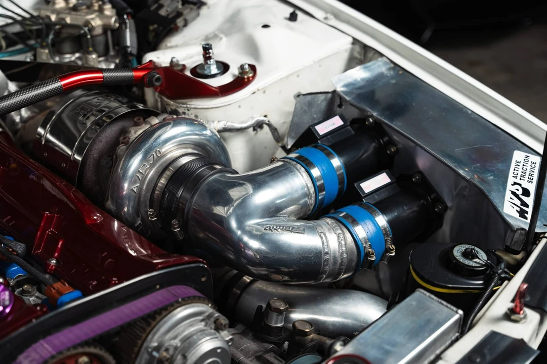1993 Nissan R32 Skyline GT-R 8th Gen - Image 14 of 31