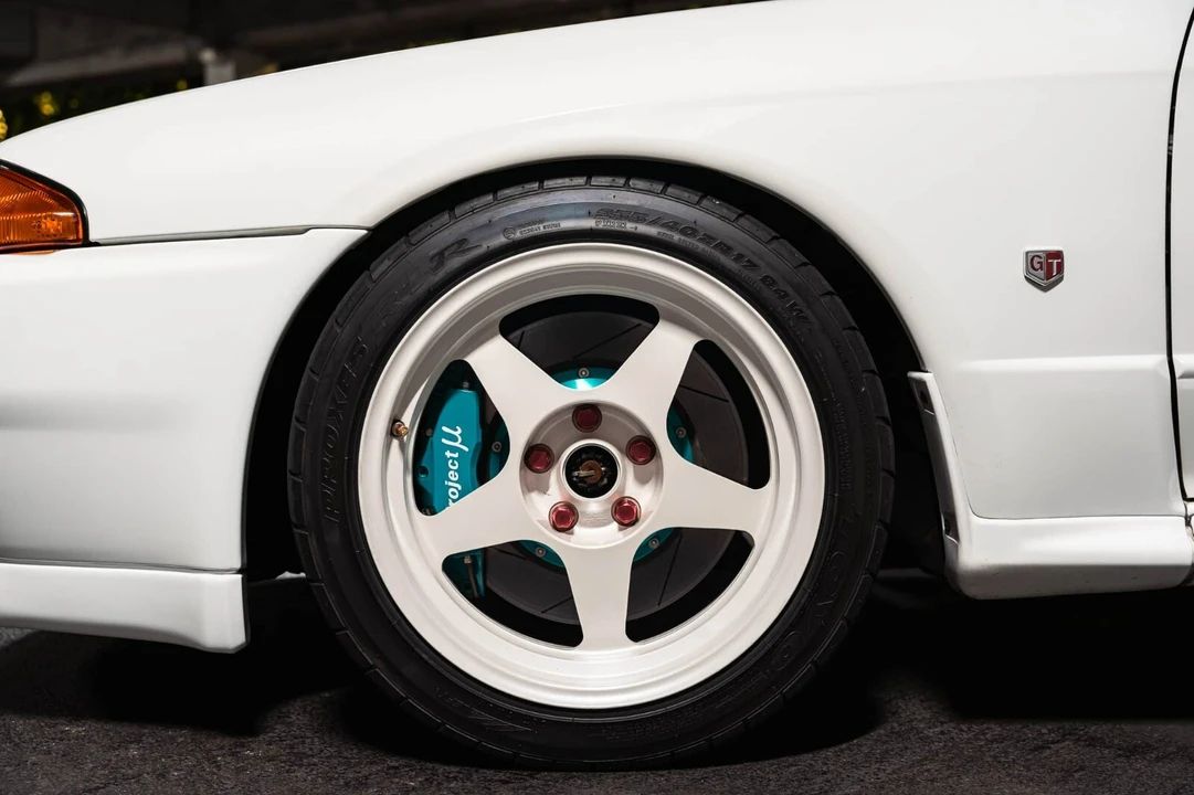 1993 Nissan R32 Skyline GT-R 8th Gen - Image 9 of 31