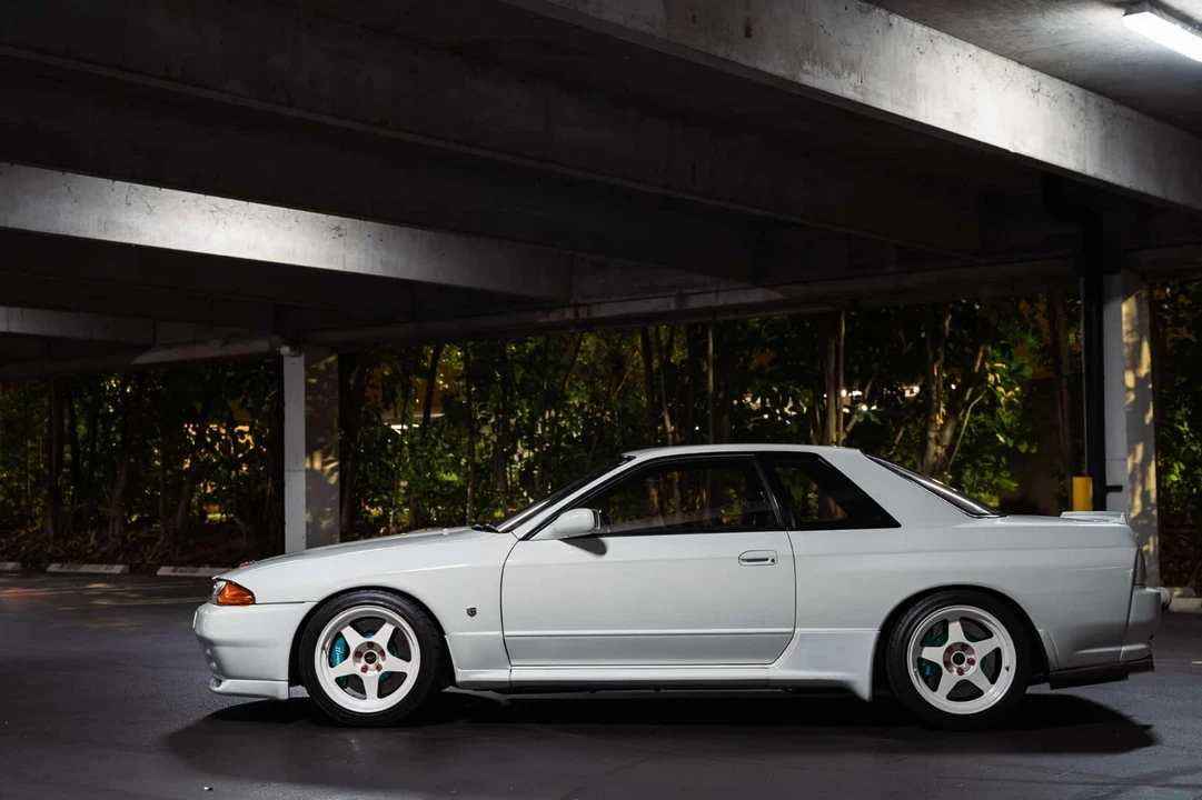 1993 Nissan R32 Skyline GT-R 8th Gen - Image 8 of 31