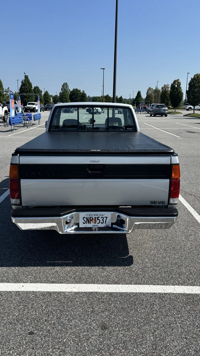 1993 Nissan Frontier - Image 19 of 31