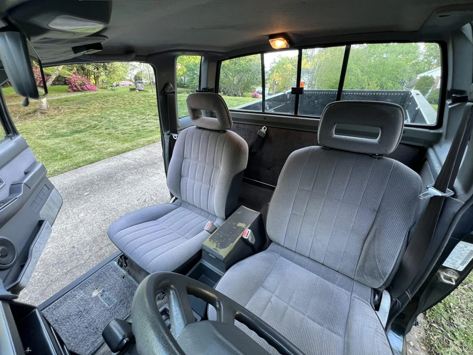 1993 Nissan Frontier - Image 27 of 31
