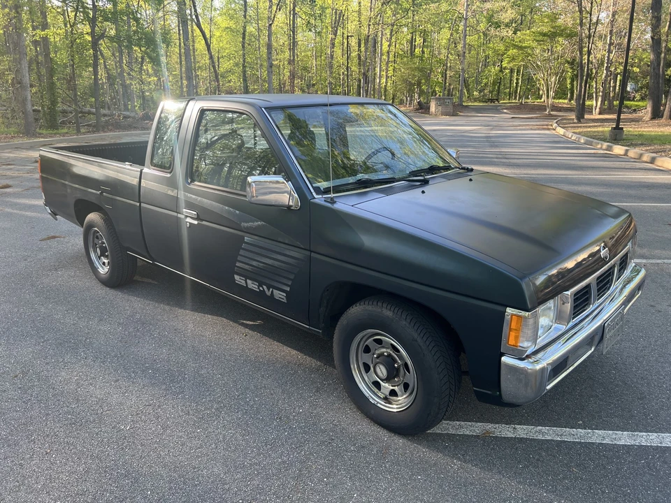 1993 Nissan Frontier - Image 8 of 31