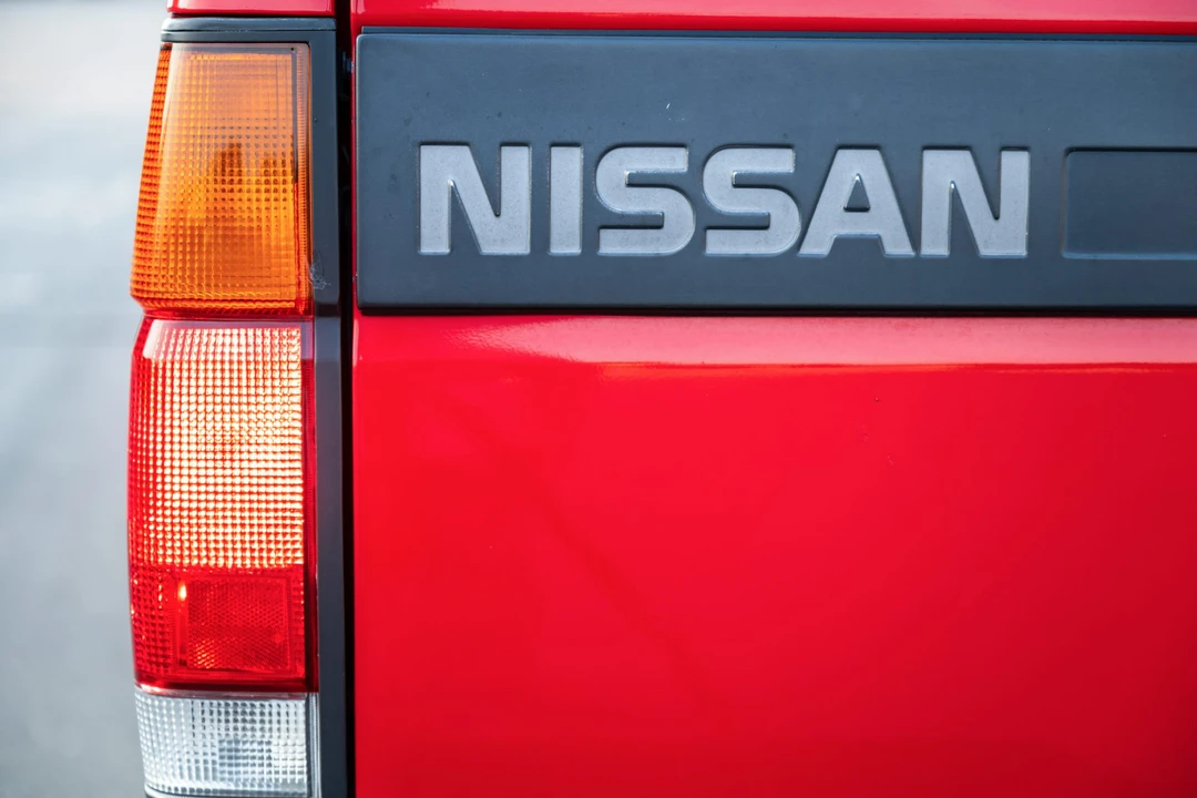 1993 Nissan Frontier - Image 14 of 31