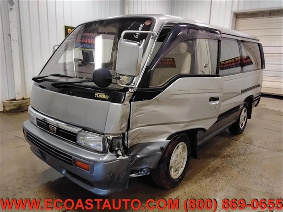1993 Nissan Caravan 3rd Gen - Image 4 of 17