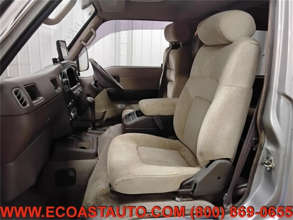 1993 Nissan Caravan 3rd Gen - Image 9 of 17