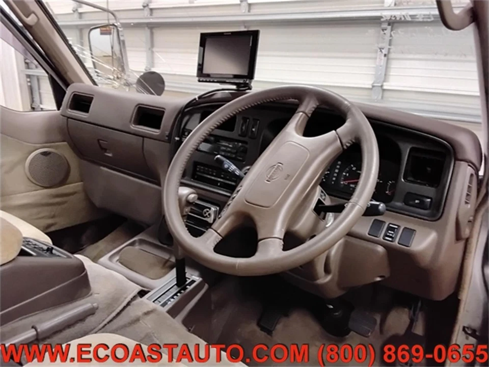 1993 Nissan Caravan 3rd Gen - Image 10 of 17