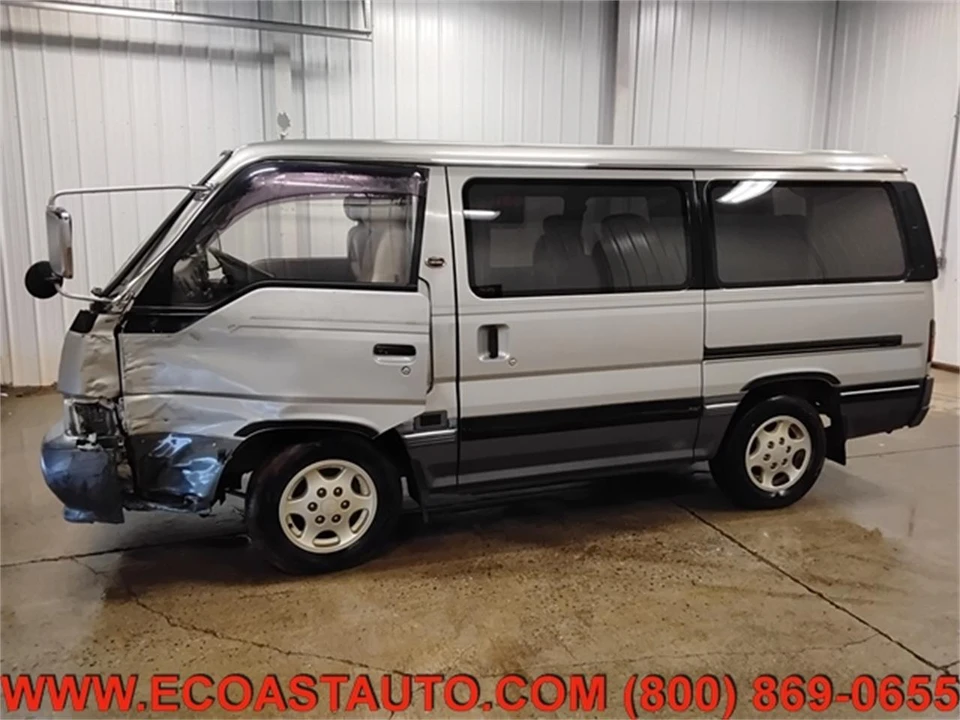 1993 Nissan Caravan 3rd Gen - Image 5 of 17