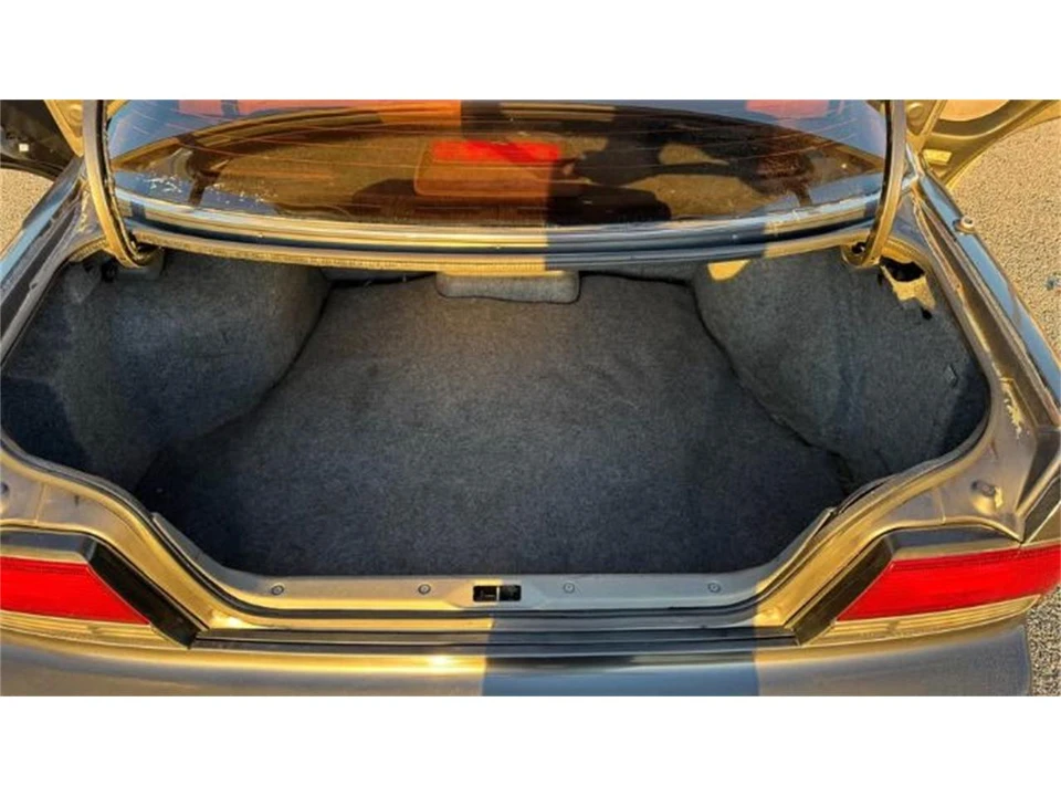 1993 Nissan Maxima 3rd Gen - Image 8 of 16