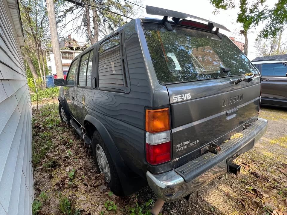 1993 Nissan Pathfinder 1st Gen - Image 8 of 16