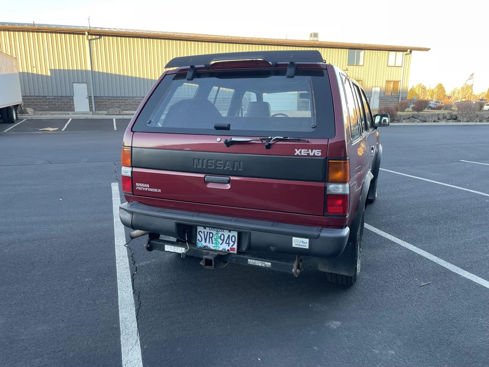 1993 Nissan Pathfinder 1st Gen - Image 15 of 31