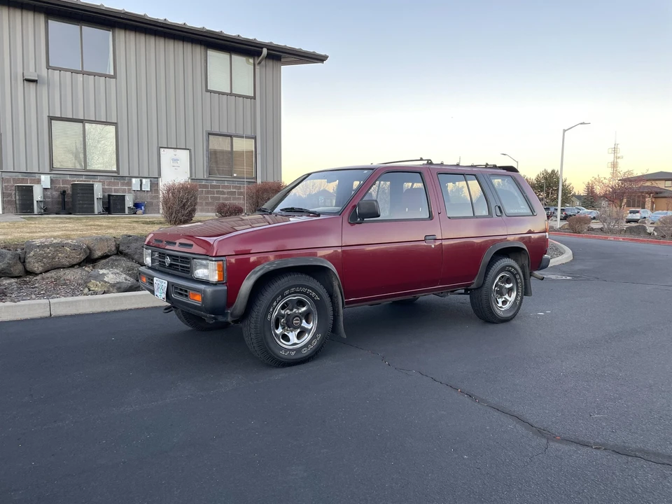 1993 Nissan Pathfinder 1st Gen - Image 7 of 31