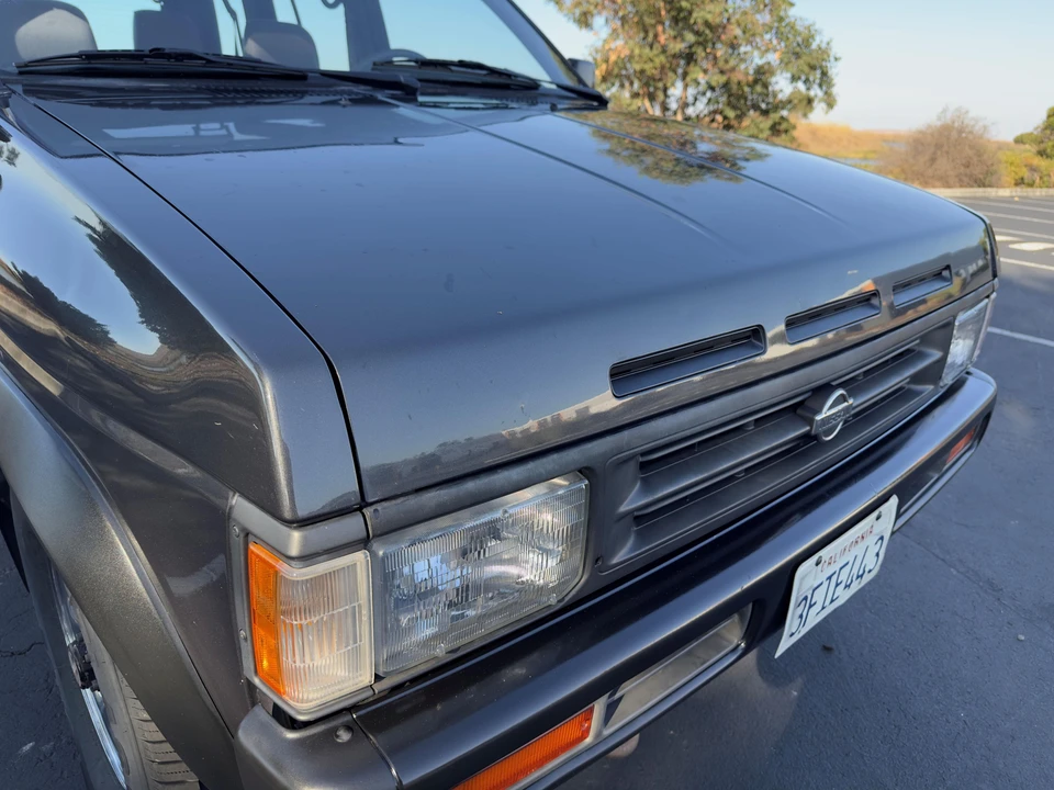 1993 Nissan Pathfinder 1st Gen - Image 13 of 23