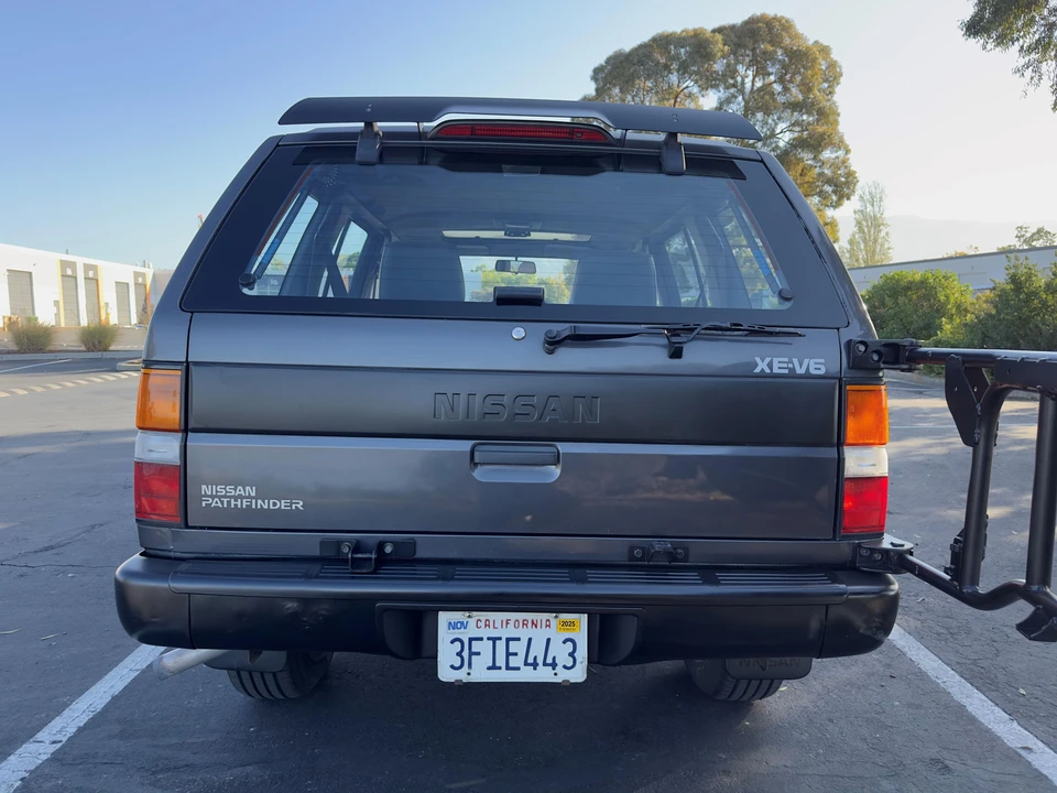 1993 Nissan Pathfinder 1st Gen - Image 9 of 23