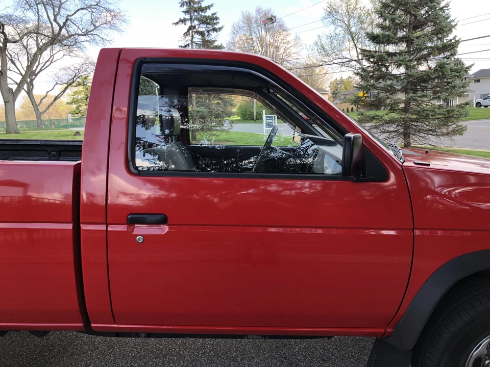 1993 Nissan - Image 30 of 31