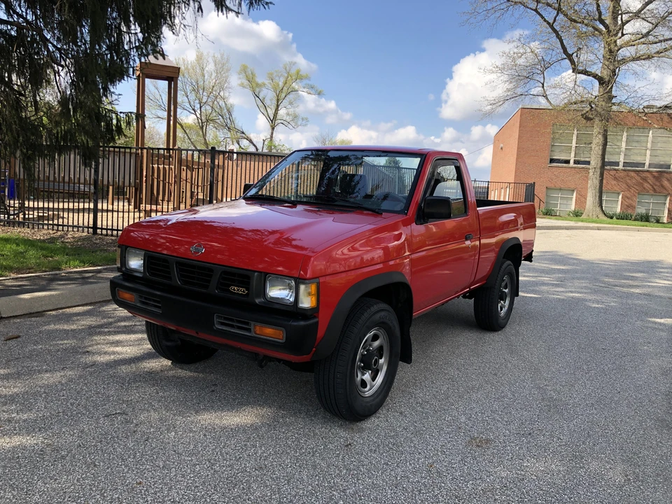 1993 Nissan - Image 8 of 31