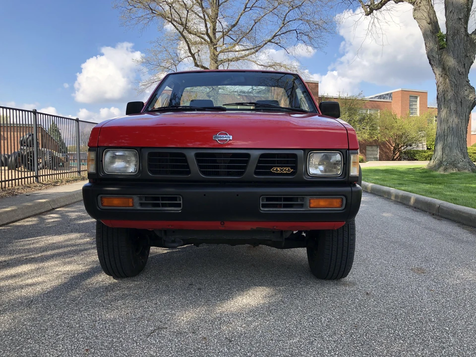 1993 Nissan - Image 2 of 31