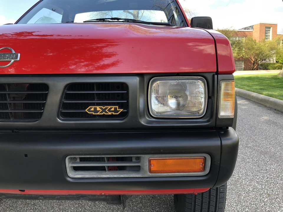 1993 Nissan - Image 17 of 31