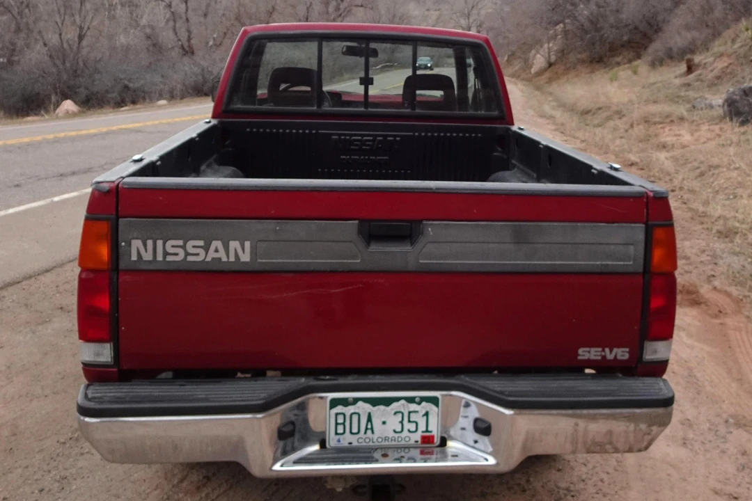 1993 Nissan - Image 6 of 10