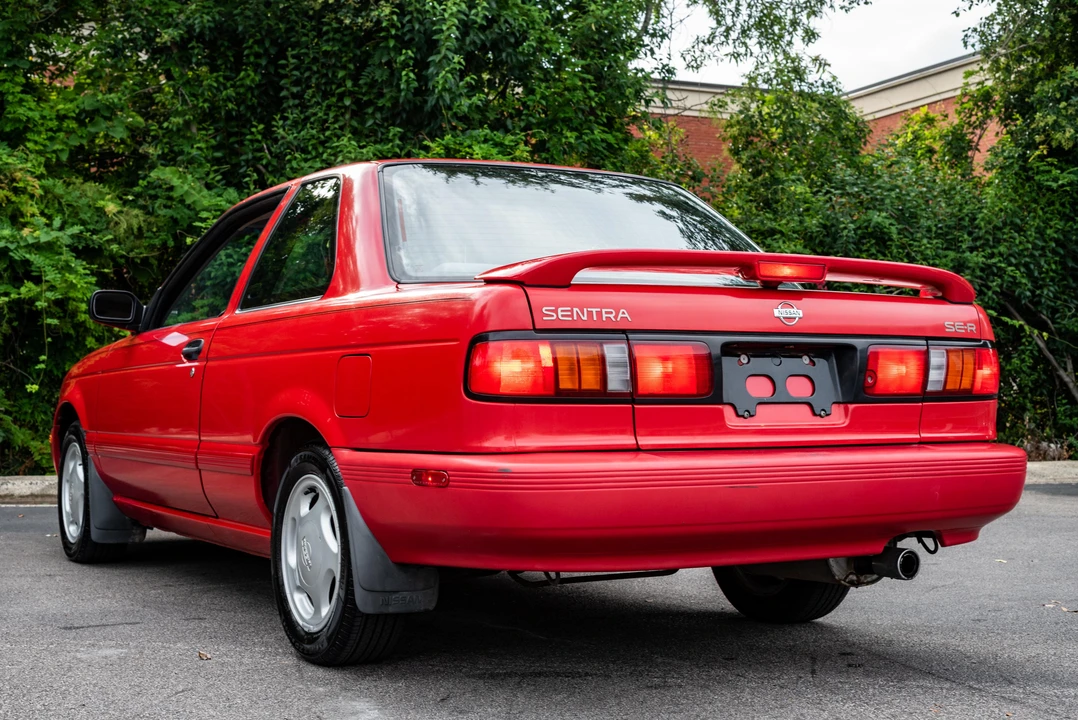1993 Nissan Sentra 3rd Gen - Image 9 of 31