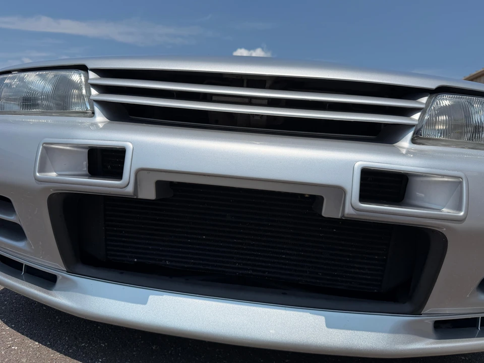 1993 Nissan R32 Skyline GT-R 8th Gen - Image 11 of 31