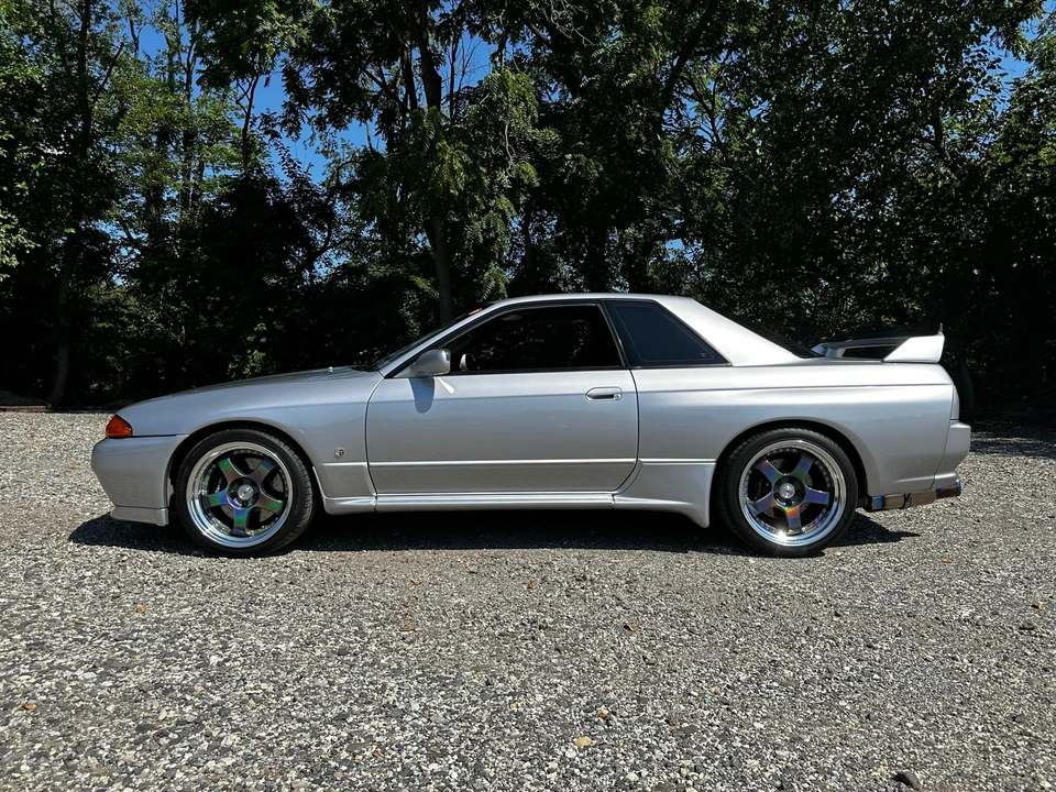1993 Nissan R32 Skyline GT-R 8th Gen - Image 6 of 31