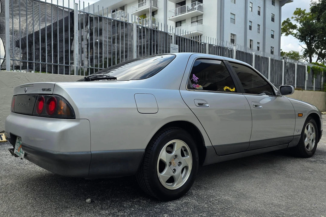 1993 Nissan R33 Skyline 9th Gen - Image 4 of 31