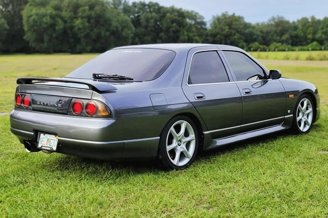 1993 Nissan R33 Skyline 9th Gen - Image 4 of 31
