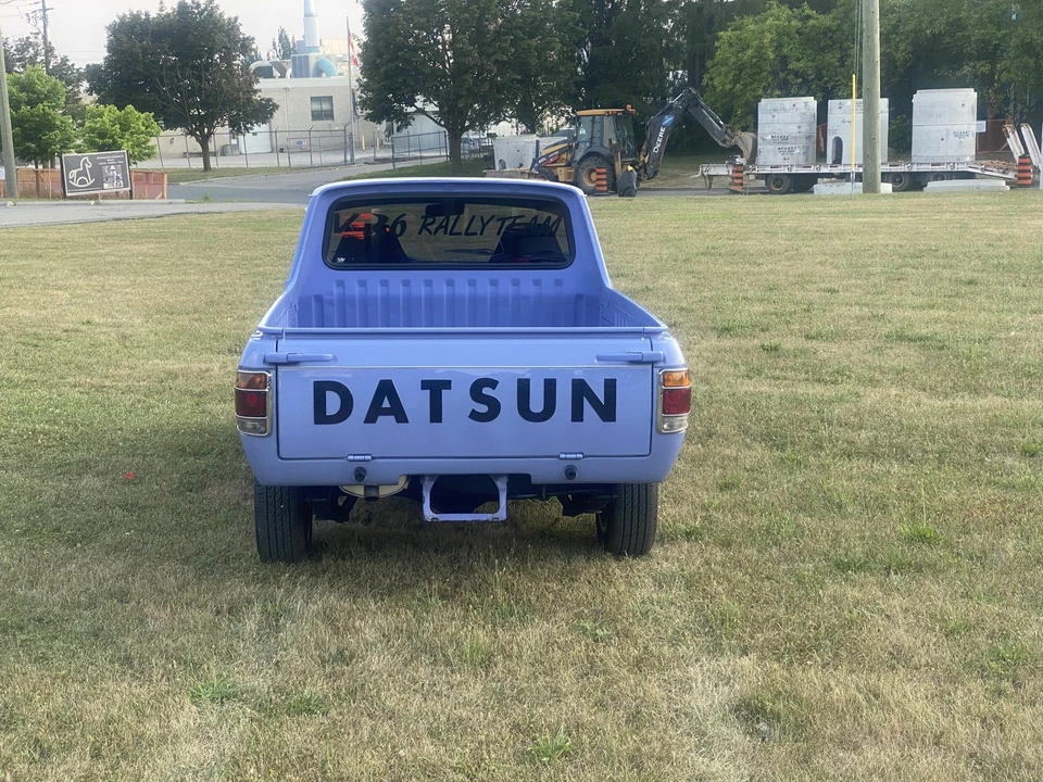 1993 Nissan - Image 8 of 31