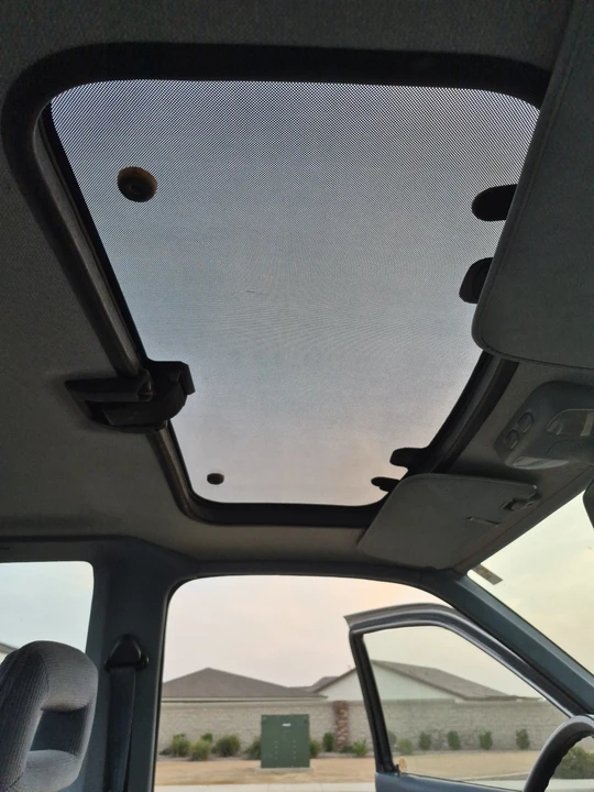 1993 Nissan - Image 18 of 21
