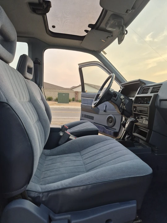 1993 Nissan - Image 16 of 21