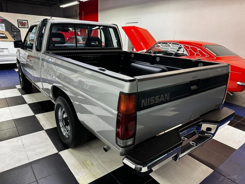 1993 Nissan - Image 23 of 24
