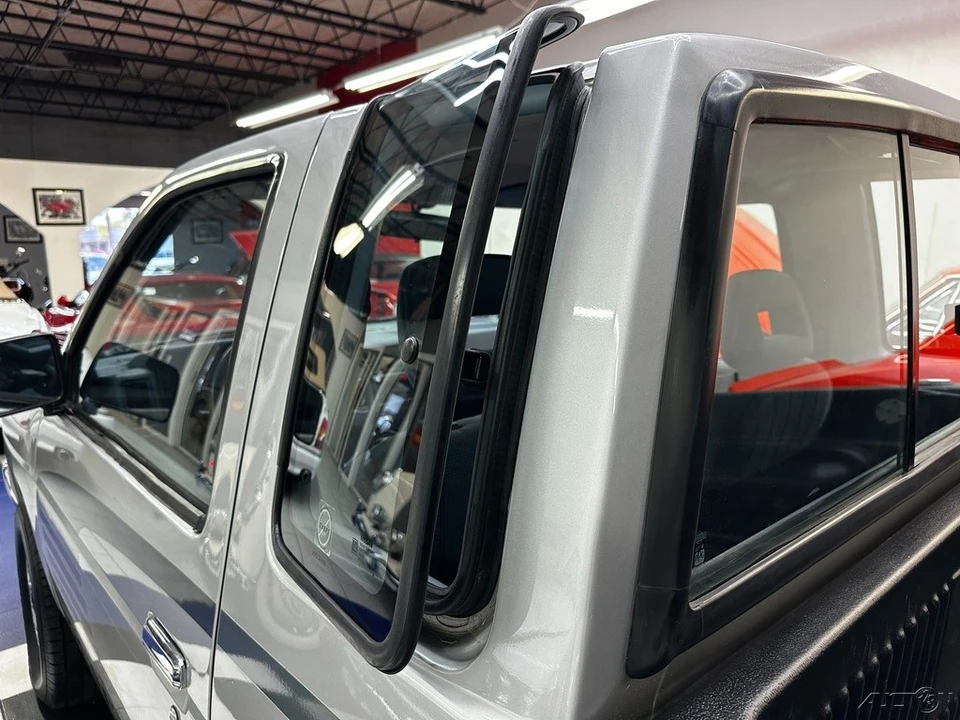 1993 Nissan Frontier - Image 20 of 21