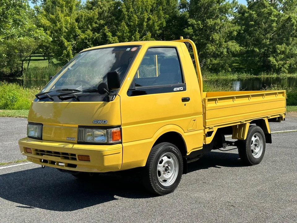 1993 Nissan Vanette 2nd Gen - Image 13 of 31