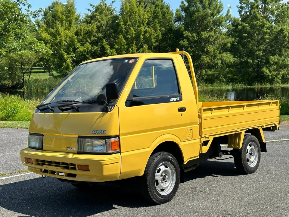 1993 Nissan Vanette 2nd Gen - Image 10 of 31