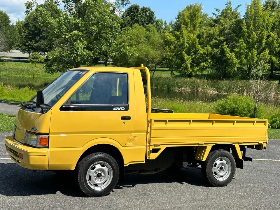 1993 Nissan Vanette 2nd Gen - Image 20 of 31