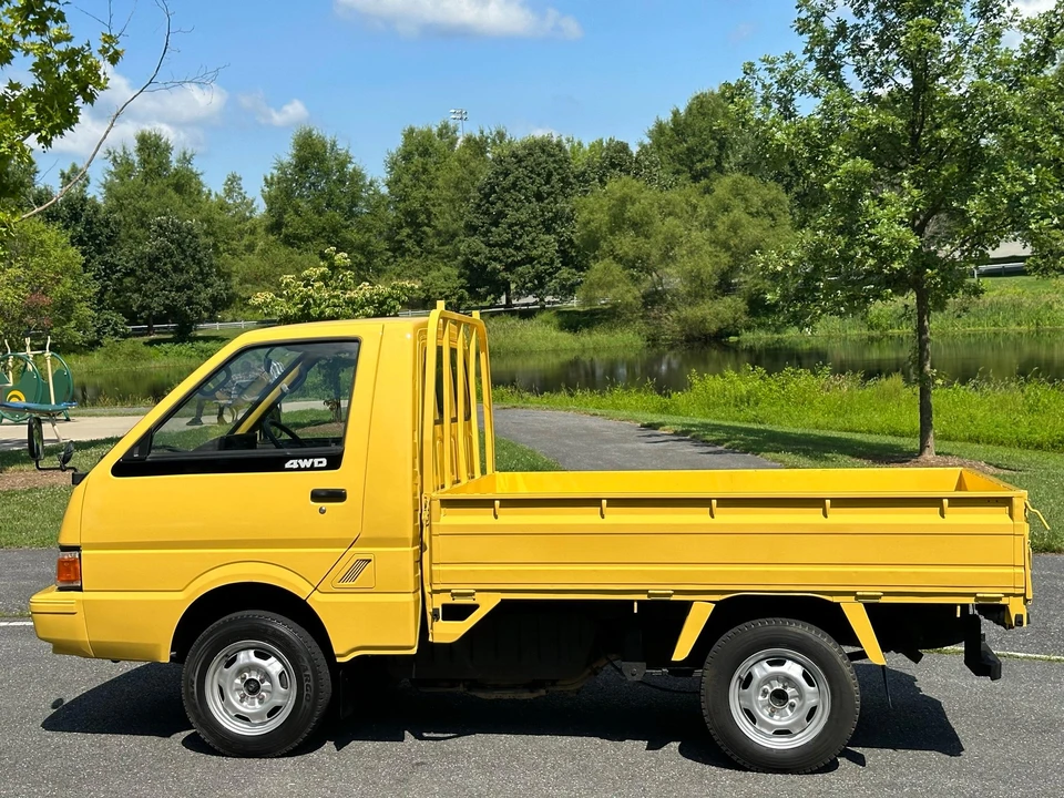 1993 Nissan Vanette 2nd Gen - Image 26 of 31