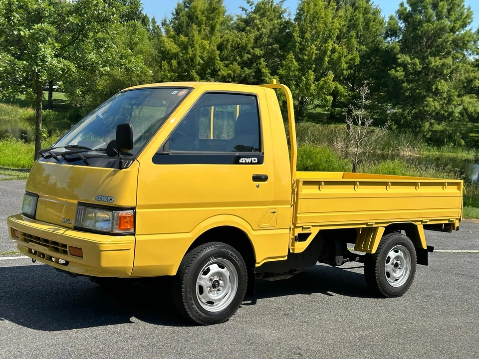 1993 Nissan Vanette 2nd Gen - Image 16 of 31