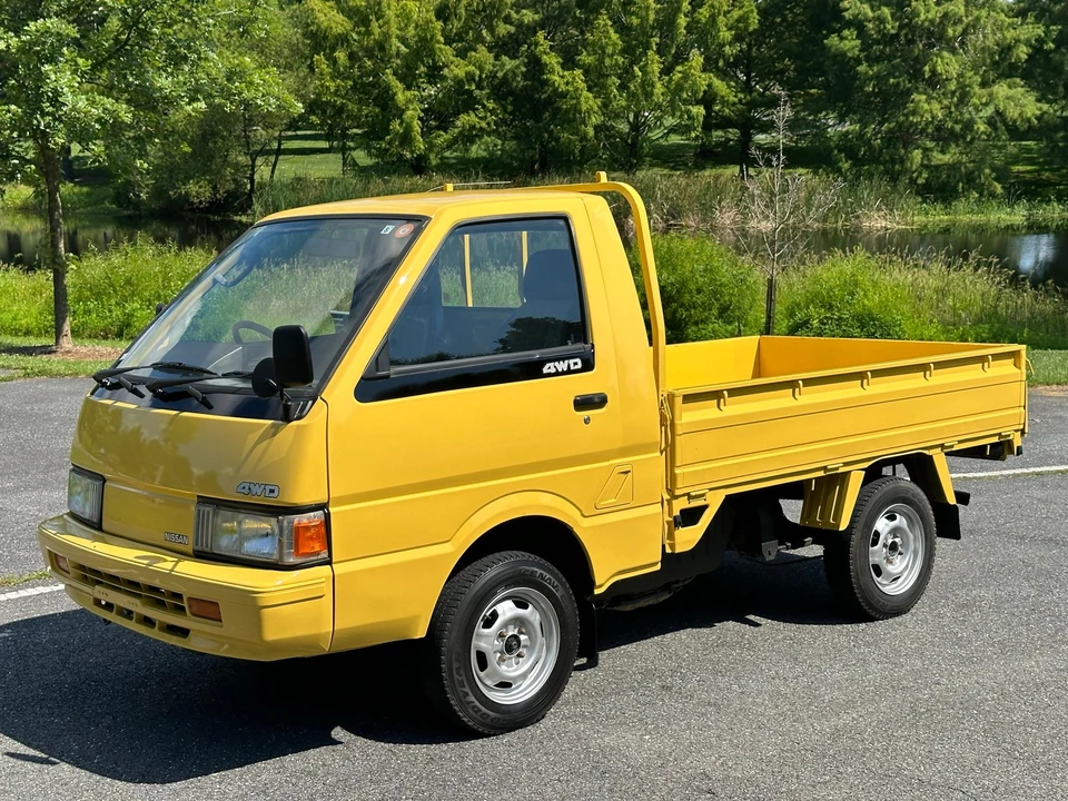 1993 Nissan Vanette 2nd Gen - Image 14 of 31